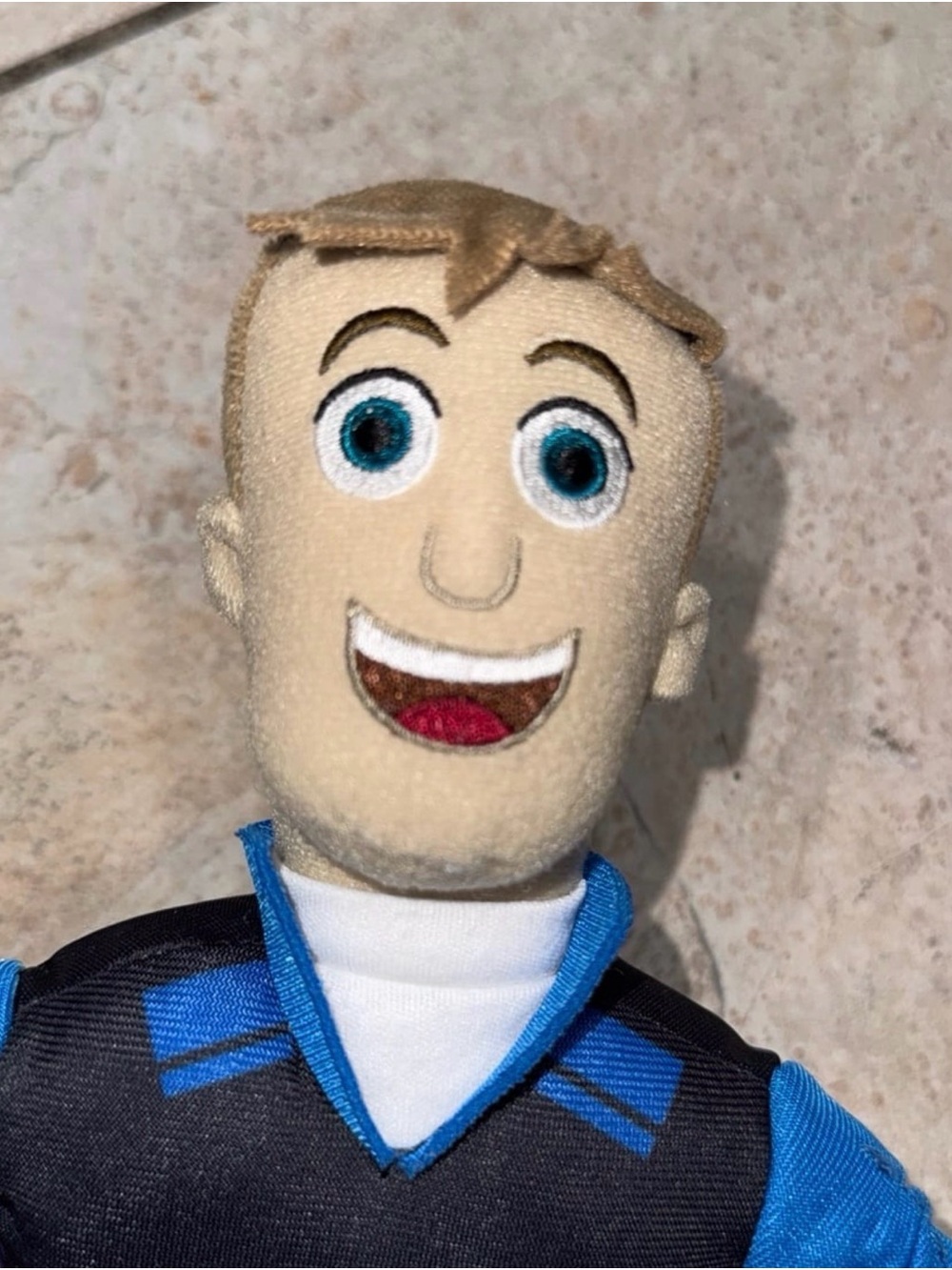 Wild Kratts Chris & Martin Plush Set - Picture 7 of 10